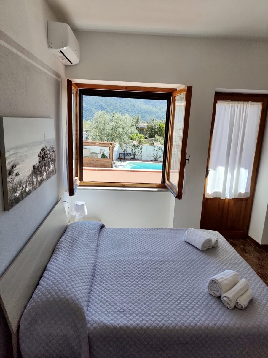 eyJpdCI6IkZsb3JhIn0=