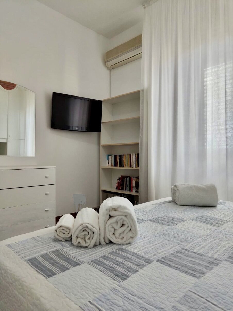 eyJpdCI6IkZsb3JhIn0=