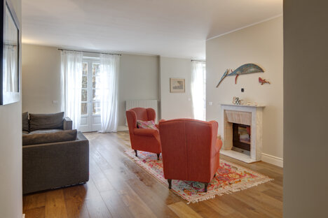 2f5e28621b81779c6550352cad83102f1f842732