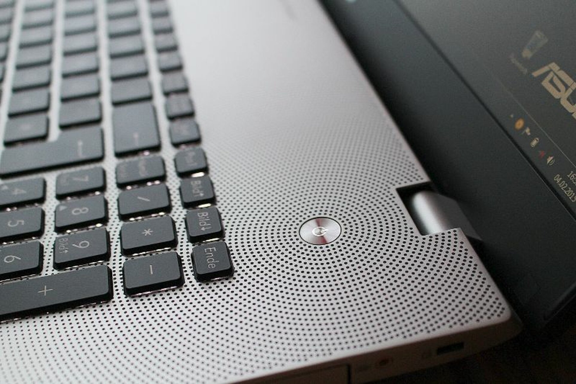 parallax021_1470322904860