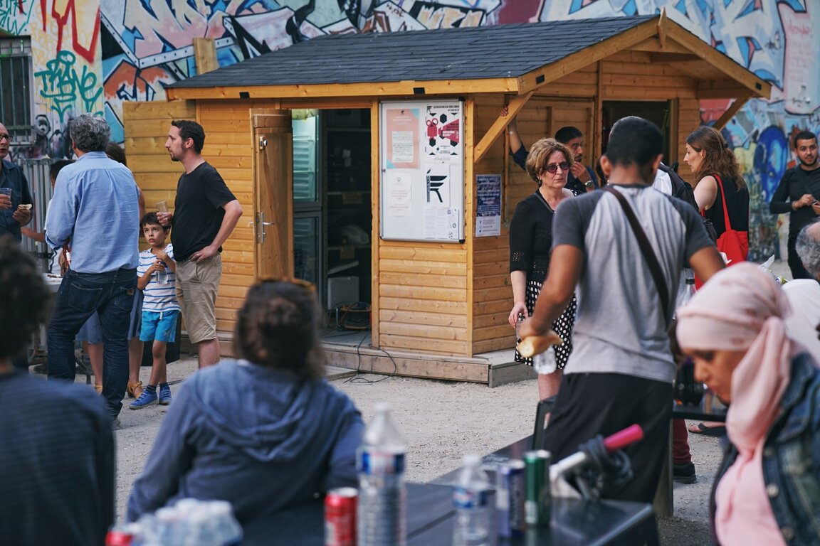 23355d676ab399051e46929b6d8aa3665f798284