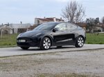 tesla-model-y-rwd-standard-range