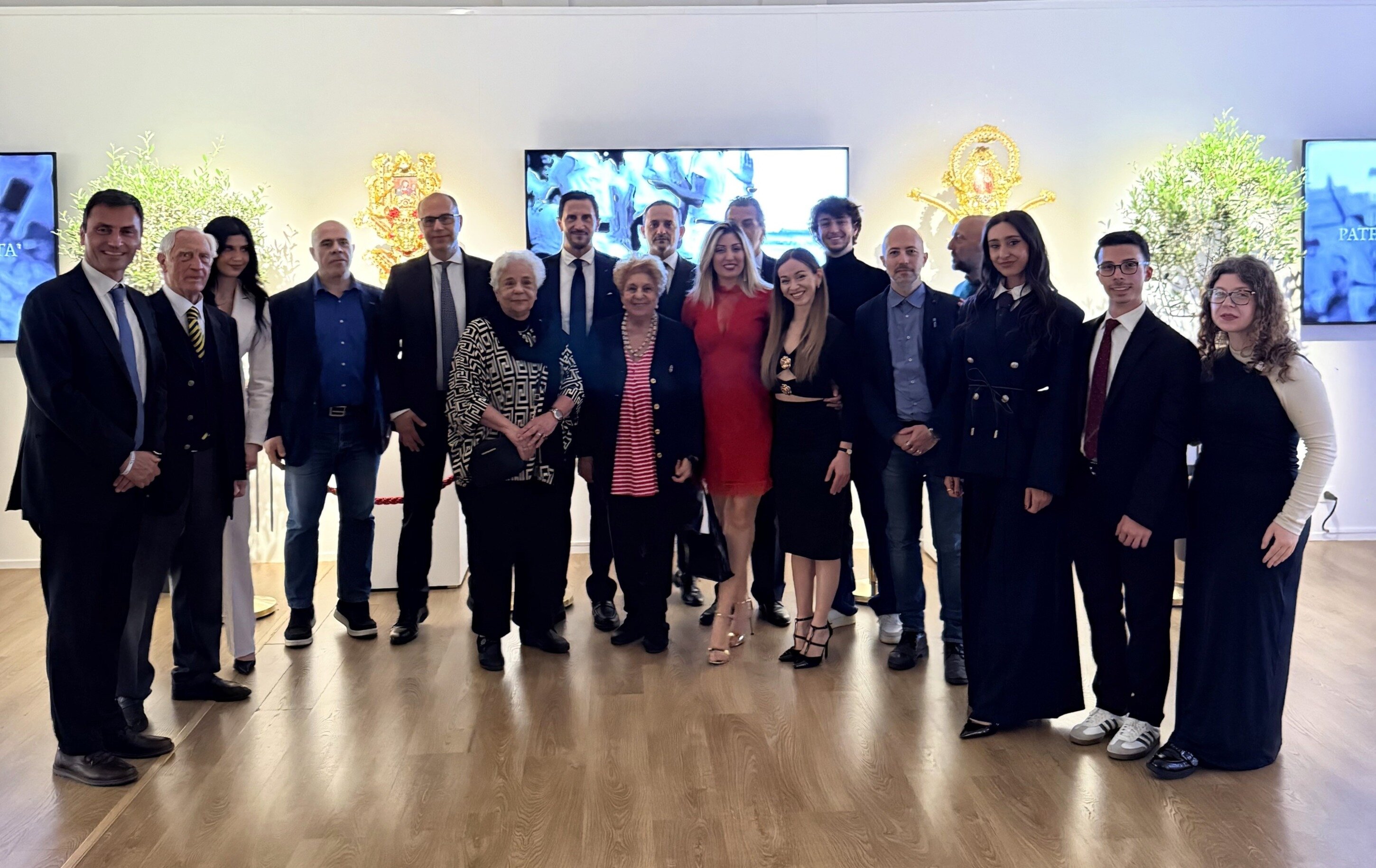 Le eccellenze enogastronomiche calabresi protagoniste a Bruxelles durante il V Meeting “Calabresi in Europa – Giovani, Arte, Legalità” Le eccellenze enogastronomiche calabresi protagoniste a Bruxelles durante il V Meeting “Calabresi in Europa – Giovani, Arte, Legalità”