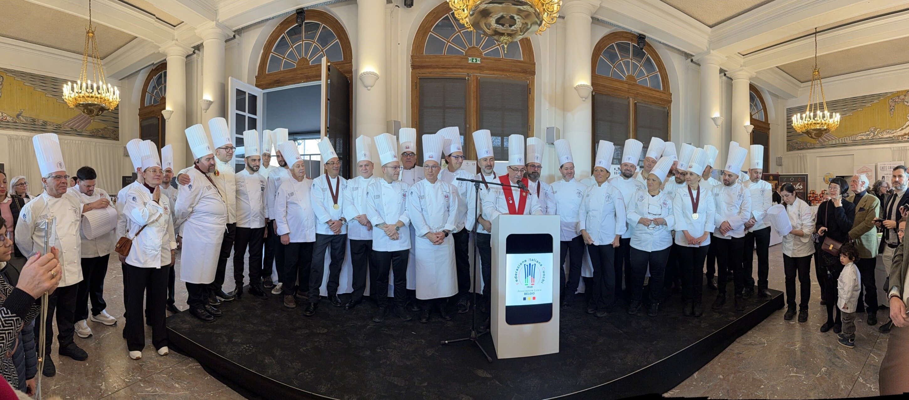 Aziende calabresi in vetrina a Bruxelles per la X Edizione della Settimana della Cucina Italiana nel Mondo. Una importante iniziativa organizzata dall’Associazione Cuochi Italiani in Belgio e sostenuta dall’Associazione Calabresi in Europa