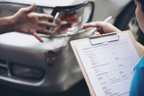 insurance-agent-working-site-car-accident-claim-process-people-car-insurance-claim.jpeg insurance-agent-working-site-car-accident-claim-process-people-car-insurance-claim.jpeg