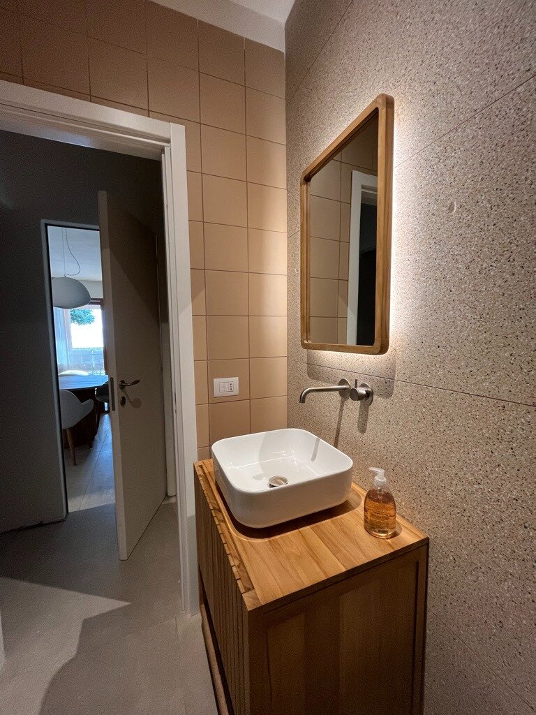 imgi_8_lichtontwerp-badkamer-met-spiegelverlichting.jpeg