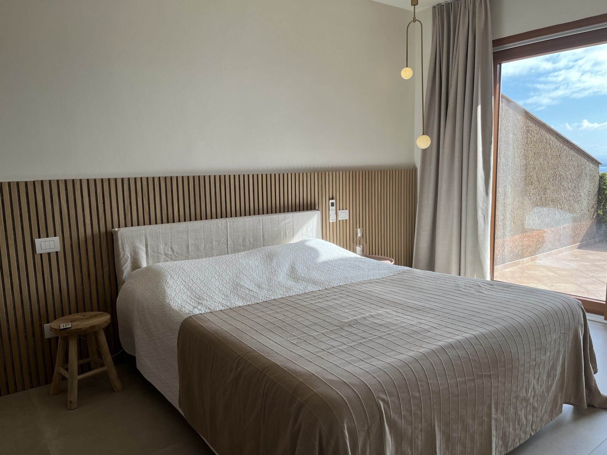 imgi_46_interieurontwerp-slaapkamer-in-een-vakantiewoning-italie-2048x1536.jpeg