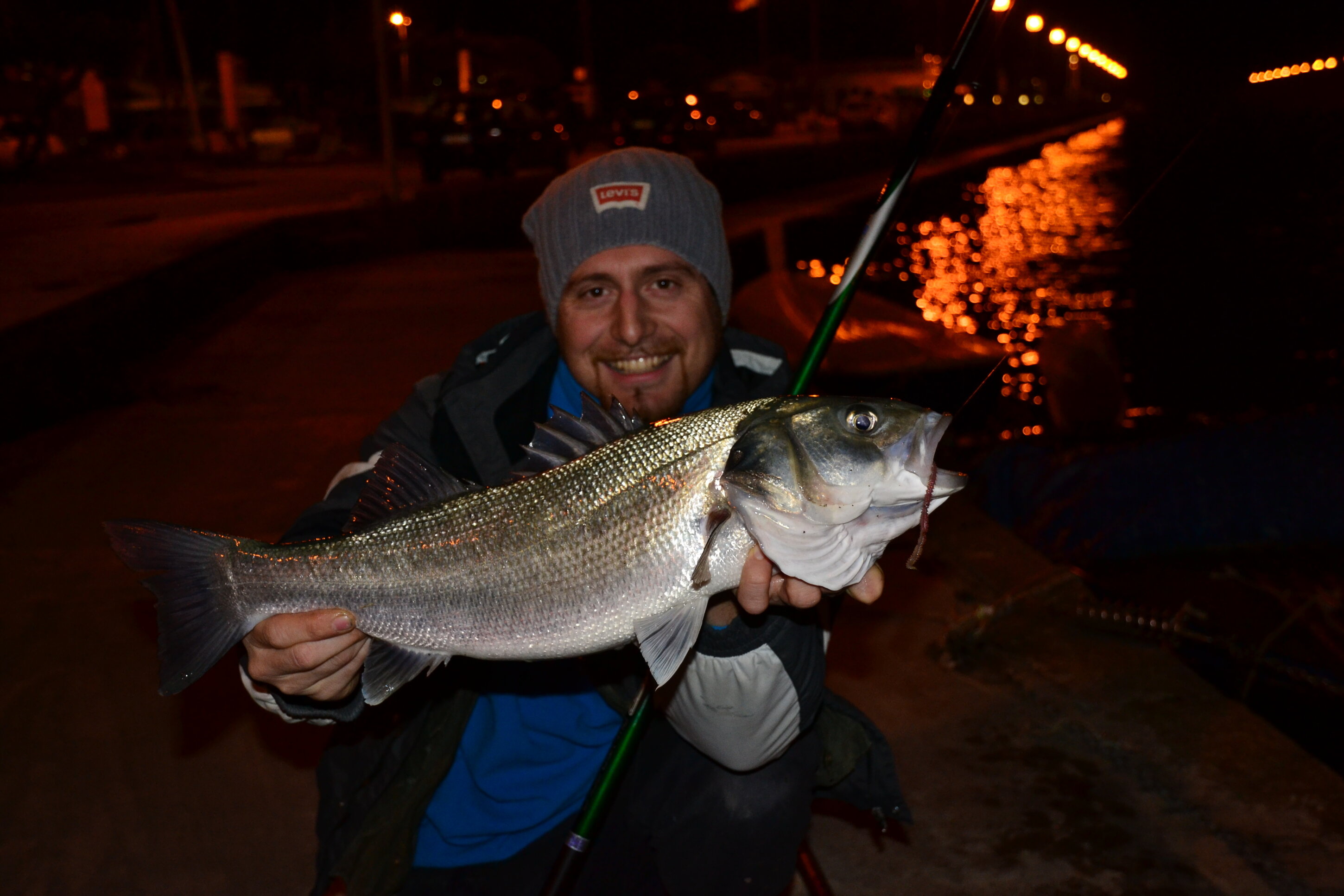 pesca spigola coreano passata inverno foce porto canale silvio fattori enrico avagliano