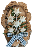 fetta-in-legno-di-sughero-decorata-a-mano-con-stelle-alpine-vere-e-fiocco