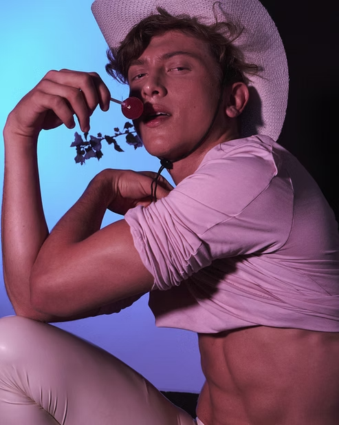 imgi_176_d496e2_cfeb66c9d36b4de5bf225f2202c4315c~mv2_d_1728_2160_s_2