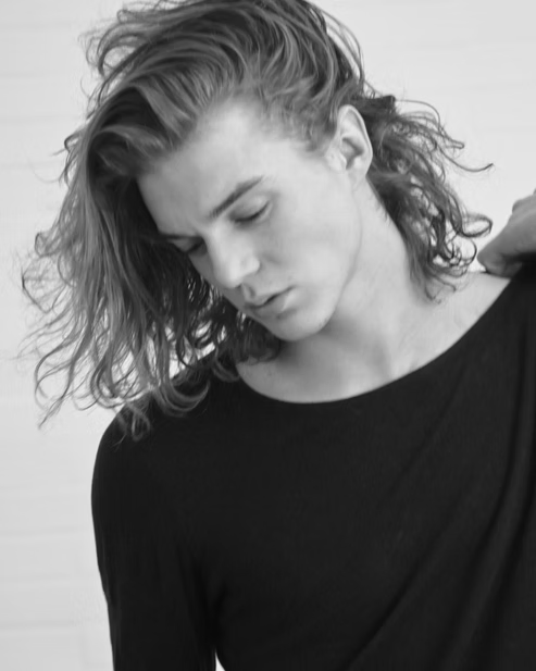 imgi_94_d496e2_6a799bd0381e4cdba44e2d5a53c04cc5~mv2_d_3456_4320_s_4_2