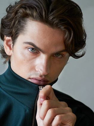 d496e2_28b13759f02a4bb69dc8532caefce871mv2_d_3456_4320_s_4_2