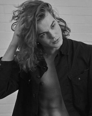 d496e2_f94279cea7bc474080015b993c91b670mv2_d_3412_4265_s_4_2