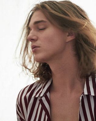 d496e2_e0ae9dff719c4951bb586fb11f287896mv2_d_3250_4063_s_4_2