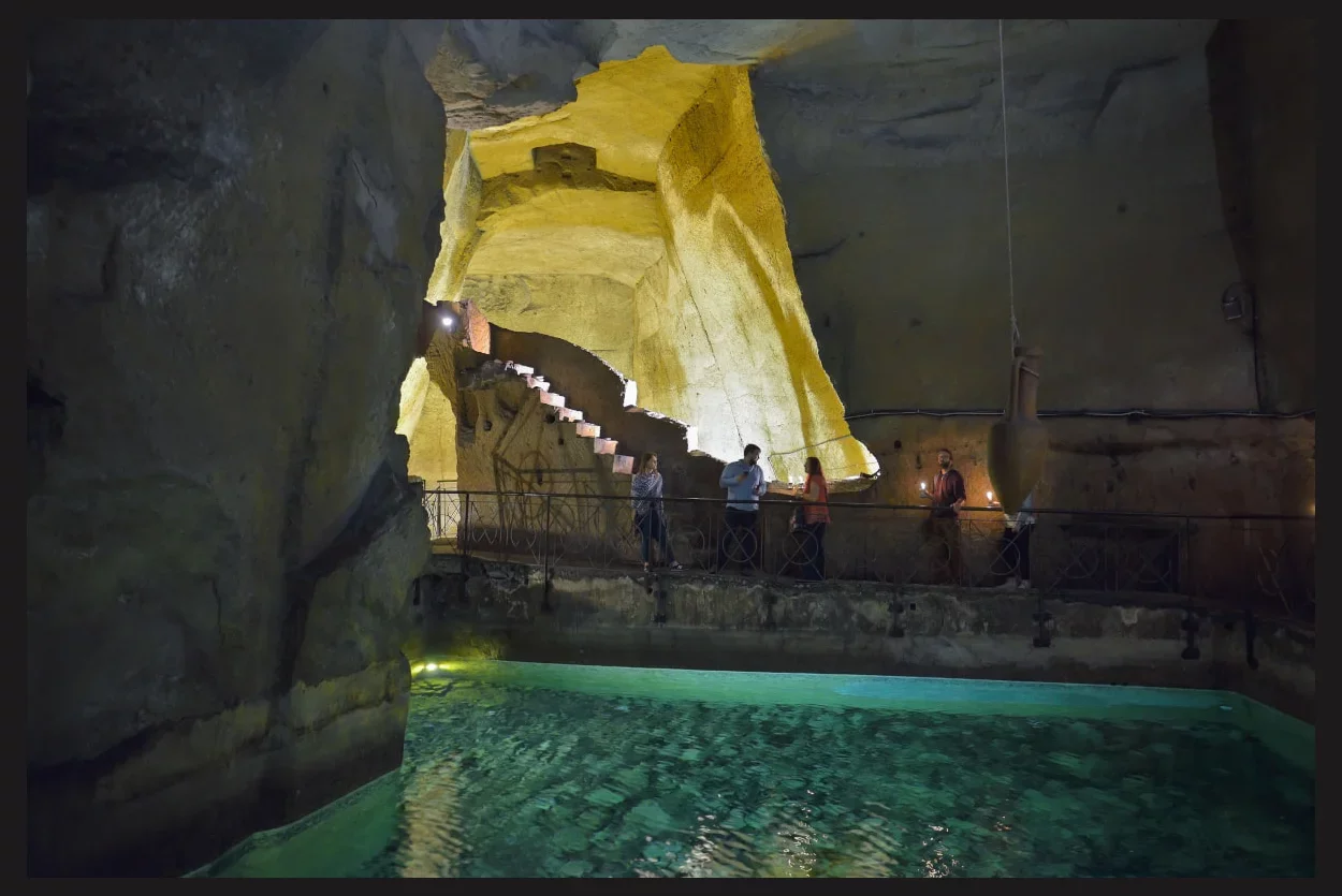 recorrido-napoles-subterranea.jpg.webp napoli sotterranea