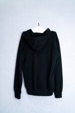 felpa-con-cappuccio-e-zip