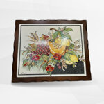 quadro-ornamentale-in-ceramica-decorata-a-mano-frutta-e-fiori-su-pietra-lavica