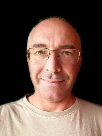 foto flavio.jpeg foto flavio.jpeg