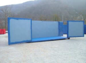containers%20da%2040%20mc%20a%20cielo%20aperto%20con%20porte%20laterali%202.jpeg