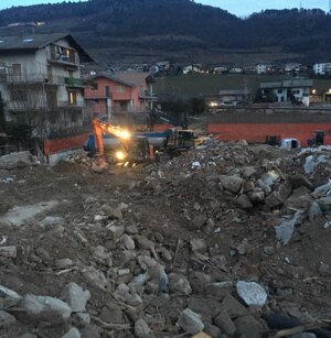 Demolizione notturna