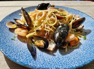 Spaghetti allo Scoglio Ristorante Altamarea Marina di Massa 