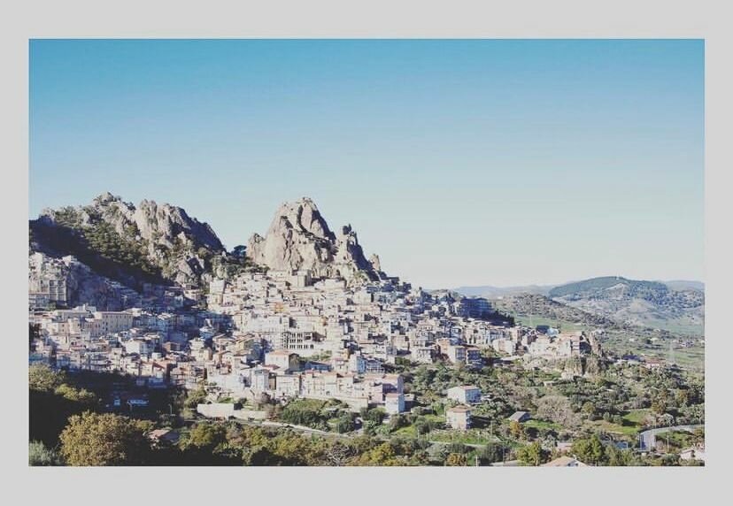 A Catania si presenta "Sicily 1943/2023" nel finissage della mostra di Daniele Franzella A Catania si presenta "Sicily 1943/2023" nel finissage della mostra di Daniele Franzella