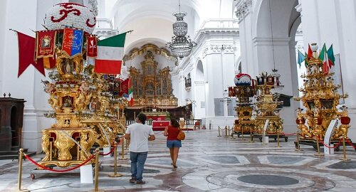 Sant&rsquo;Agata, restauro della candelora dei panettieri attrazione per cittadini e turisti