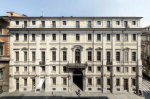 palazzo-valperga-galleani-300x198-1175895060.jpg