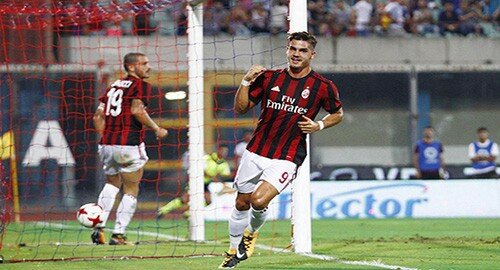 Milan sconfitto 2-1 al "Massimino" dal Real Betis, caldo e quasi 18 mila spettatori a Catania Milan sconfitto 2-1 al "Massimino" dal Real Betis, caldo e quasi 18 mila spettatori a Catania