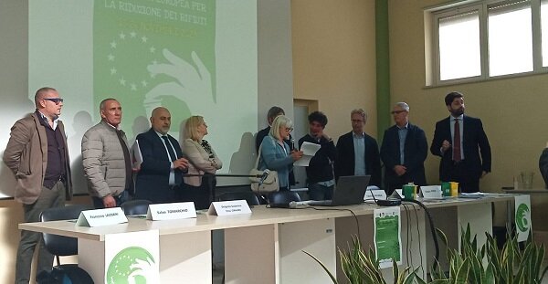 Settimana europea riduzione rifiuti, incontro al Liceo Spedalieri
