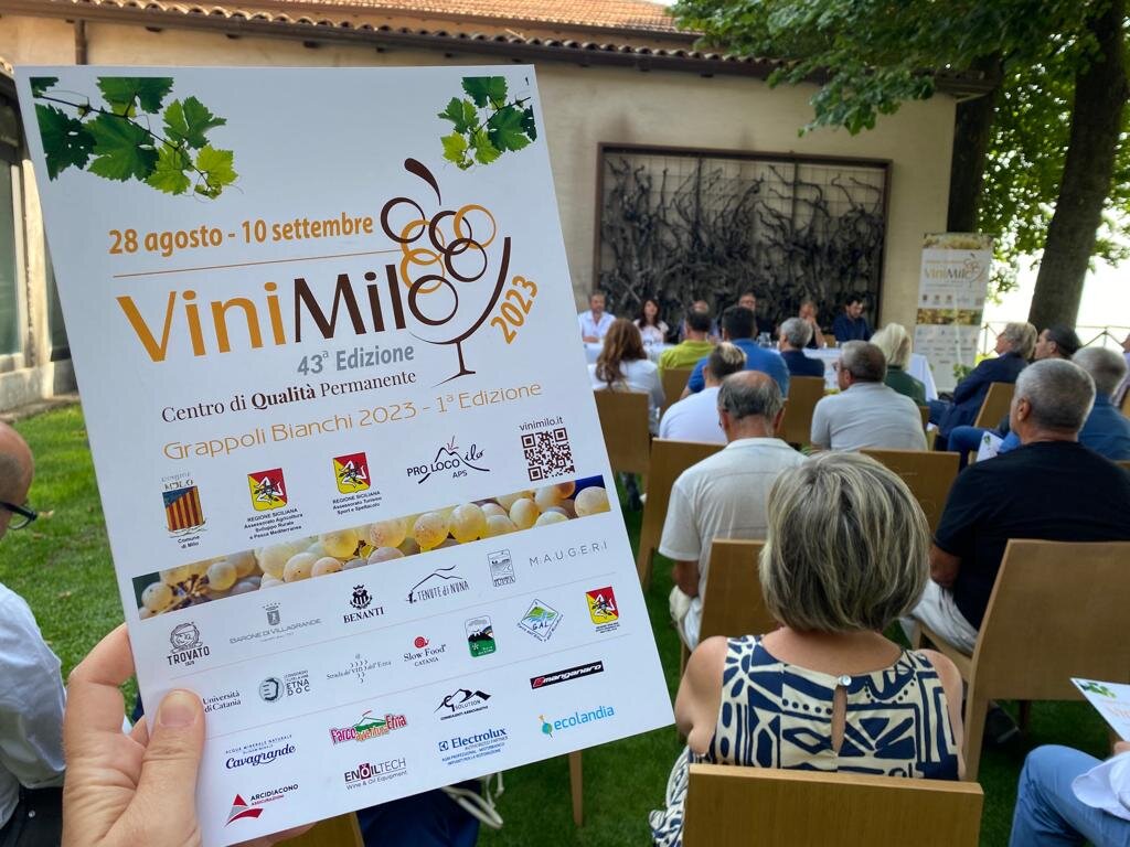 A Milo “La cura” della biodiversità con i vitigni gioiello dell’Etna A Milo “La cura” della biodiversità con i vitigni gioiello dell’Etna