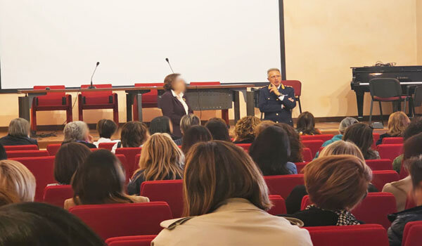 Rischi online, il Cosc - Polizia Postale di Catania partecipa all&rsquo;incontro di Aci Catena rivolto a insegnanti e genitori