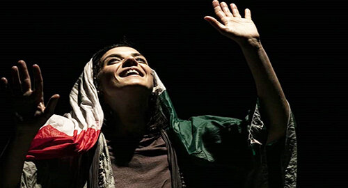 Il 16 e 17 dicembre a "Spazio Bis" di Catania, per la rassegna "Sguardi", in scena "Sindrome Italia o delle vite sospese" di Tiziana Francesca Vaccaro