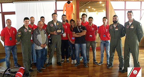 Guardia Costiera, "Aspiranti bagnini" in visita al 2&deg; Nucleo Aereo di Catania