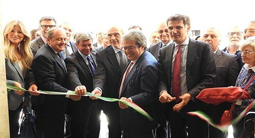 Nella Biblioteca Regionale Universitaria inaugurata stamattina la Mostra del Giro d’Italia "Sicilia. Amore infinito" Nella Biblioteca Regionale Universitaria inaugurata stamattina la Mostra del Giro d’Italia "Sicilia. Amore infinito"