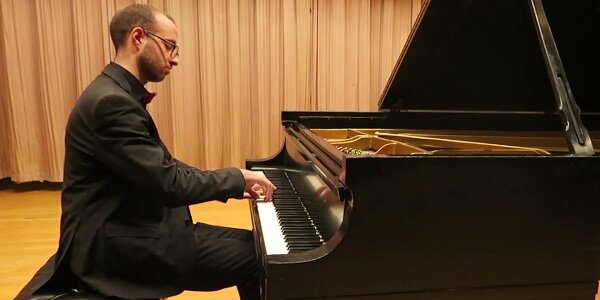 Domani a Catania, per la SCAM, concerto del pianista catanese Giampiero Bugliarello