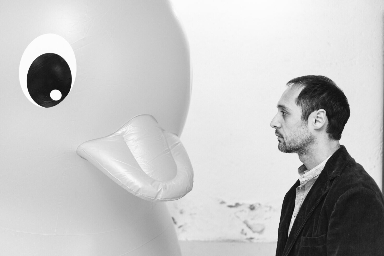 “Orecchie”, del regista siciliano Alessandro Aronadio a Biennale College della 73a Mostra Internazionale di Venezia “Orecchie”, del regista siciliano Alessandro Aronadio a Biennale College della 73a Mostra Internazionale di Venezia
