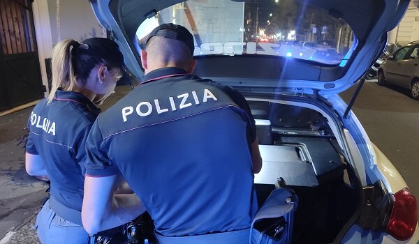 Controlli della Polizia di Stato tra le vie del Centro storico, elevati verbali per 11.000 euro