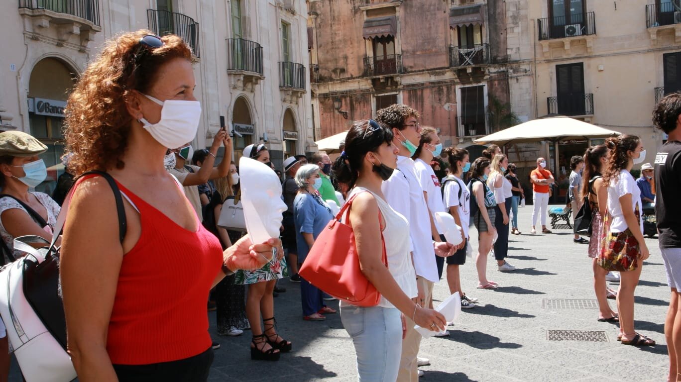 Flash mob di protesta lavoratori dello spettacolo, Ersilia Saverino: &ldquo;Un sostegno con ammortizzatori sociali ad hoc&rdquo;