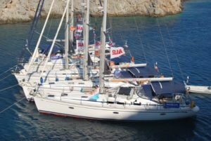 hm-crocierevacanze2015-8-300x201-838153131.jpg