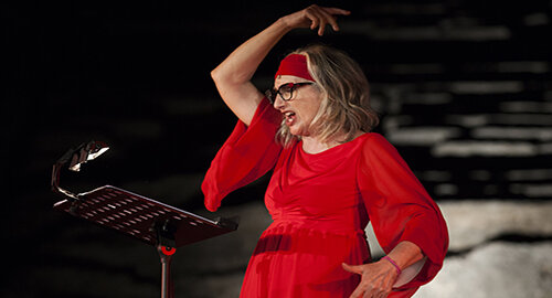 Al Teatro Greco di Siracusa Lunetta Savino in "Da Medea a Medea", per "Inda 2020 Per voci sole"