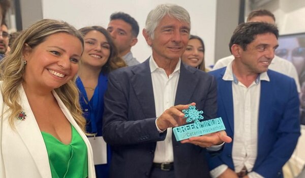 Stati generali Politiche giovanili, il ministro Abodi visita laboratorio innovativo NictNact
