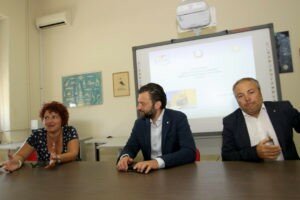 da-sx-a-dx-morsellino-toccafondi-nicotra-300x200-743867510.jpg da-sx-a-dx-morsellino-toccafondi-nicotra-300x200-743867510.jpg