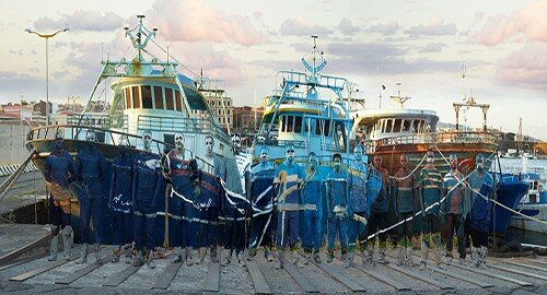 Ai Cantieri Culturali alla Zisa di Palermo dal 24 Febbraio al 17 Marzo "MIGRANTS", le foto di Liu Bolin per raccontare l&rsquo;invisibilit&agrave; di chi arriva sui barconi