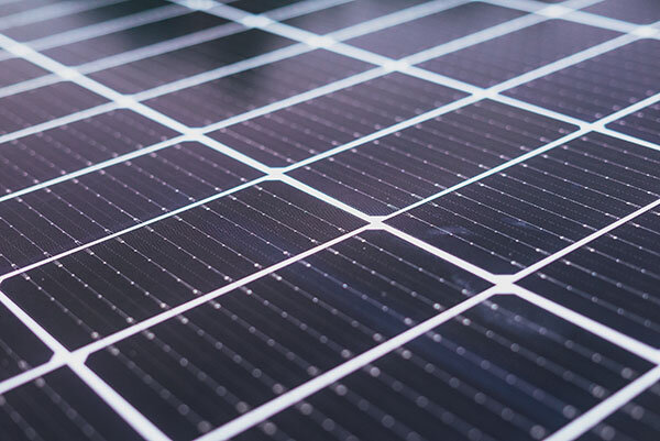 L&rsquo;Italia del fotovoltaico, Lombardia al primo posto, ma la Puglia produce pi&ugrave; energia
