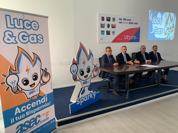 presentazione-nuova-visual-identity-dellazienda-etnea-1230947614.jpeg presentazione-nuova-visual-identity-dellazienda-etnea-1230947614.jpeg