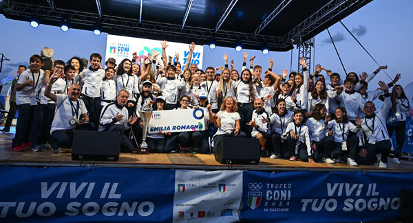 All’Emilia Romagna il Trofeo CONI Sicilia 2024, la Coppa consegnata a Palermo All’Emilia Romagna il Trofeo CONI Sicilia 2024, la Coppa consegnata a Palermo