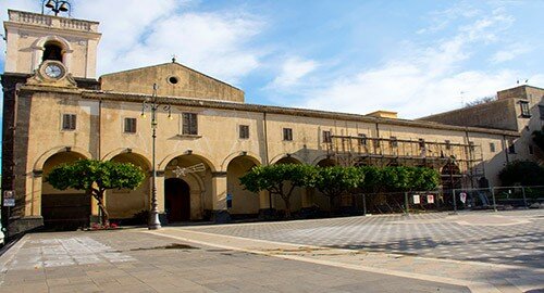 Due giorni d'arte per sostenere il restauro del Santuario Maria Santissima di Valverde