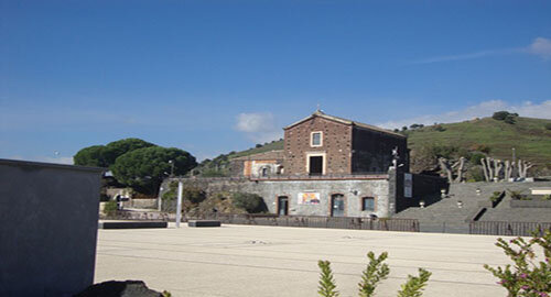 Il 7 ottobre le reliquie di San Pio da Pietrelcina a Mompileri Il 7 ottobre le reliquie di San Pio da Pietrelcina a Mompileri