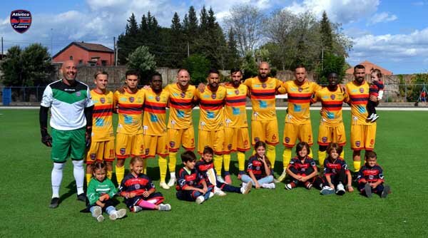 Eccellenza, esordio con vittoria (3-1) a Viagrande per l'Imesi Atletico Catania 1994 con il Città di Misterbianco Eccellenza, esordio con vittoria (3-1) a Viagrande per l'Imesi Atletico Catania 1994 con il Città di Misterbianco